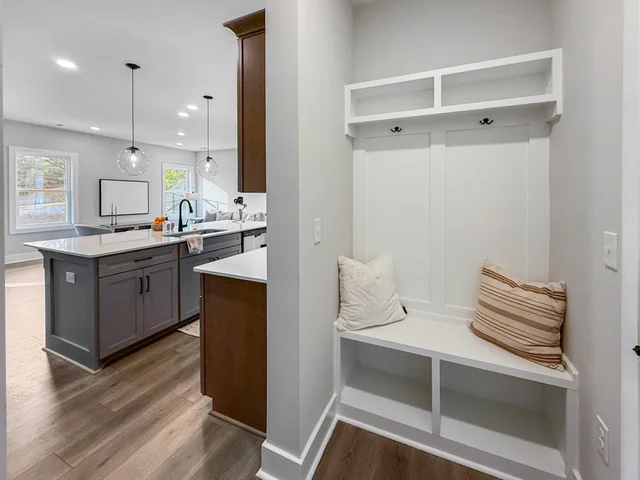 115 Chapel 2 drop kitchen PNG staged