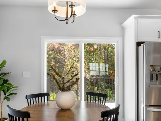 185 Cherry 24C Dining staged PNG