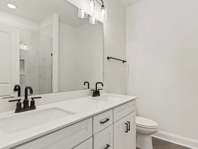 192 Cherry 1F Addison Master Bathroom sinks