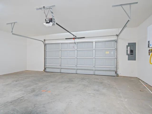 75 Walnut Springs 22A Garage