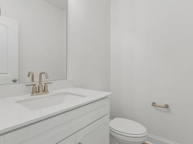 67 Walnut Springs 21A half bath powder