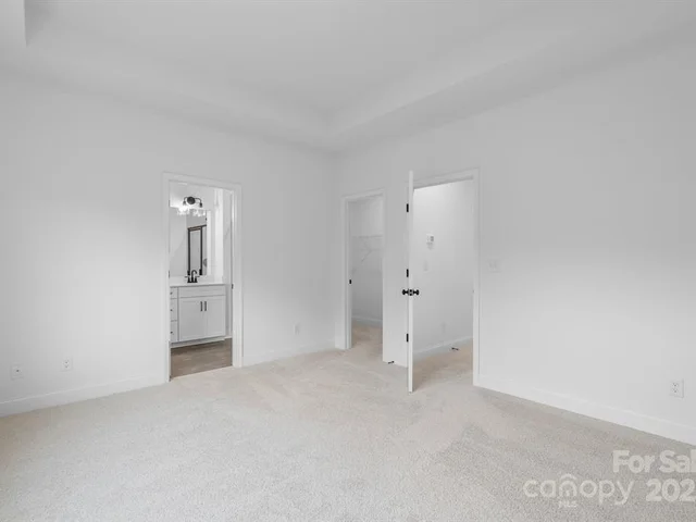 71 Walnut 21C Master Bedroom