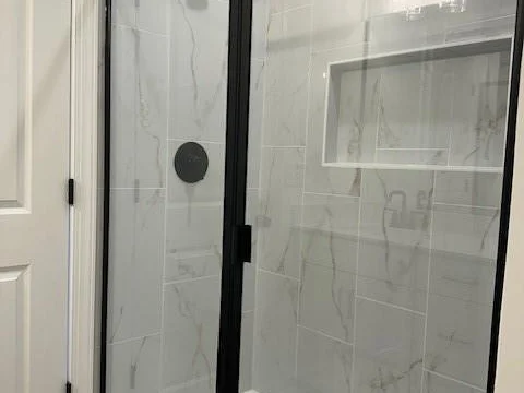 73 Walnut 21D master shower