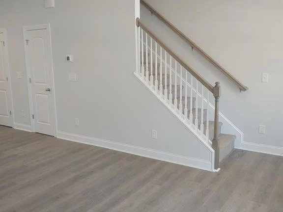 Cline 7 1817 Edgewater living stairs