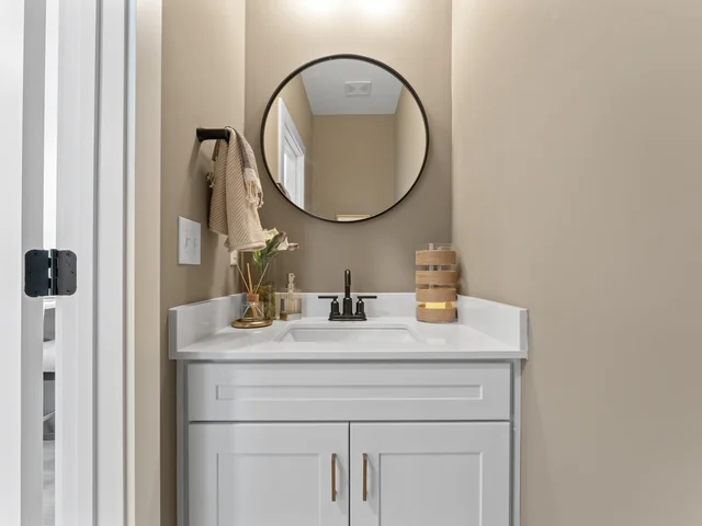 Powder Room2 Hommati