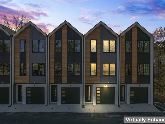 3453 Byrnes exterior dusk